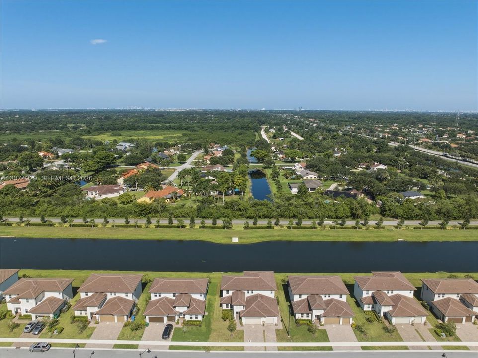 For Sale: $1,800,000 (5 beds, 4 baths, 3888 Square Feet)