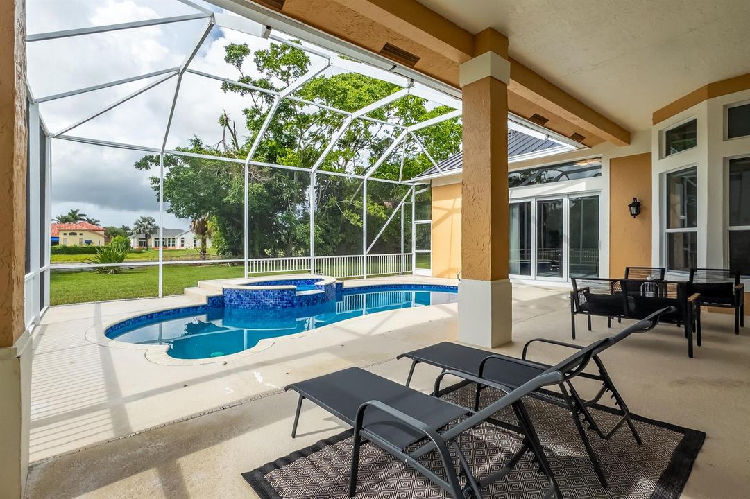 Porch-Pool