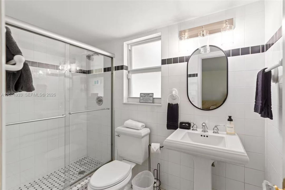 For Sale: $774,900 (2 beds, 2 baths, 1752 Square Feet)