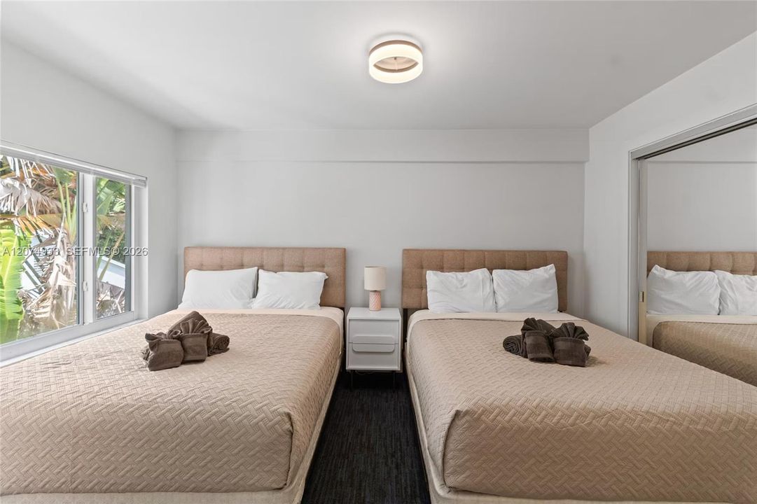 For Sale: $774,900 (2 beds, 2 baths, 1752 Square Feet)