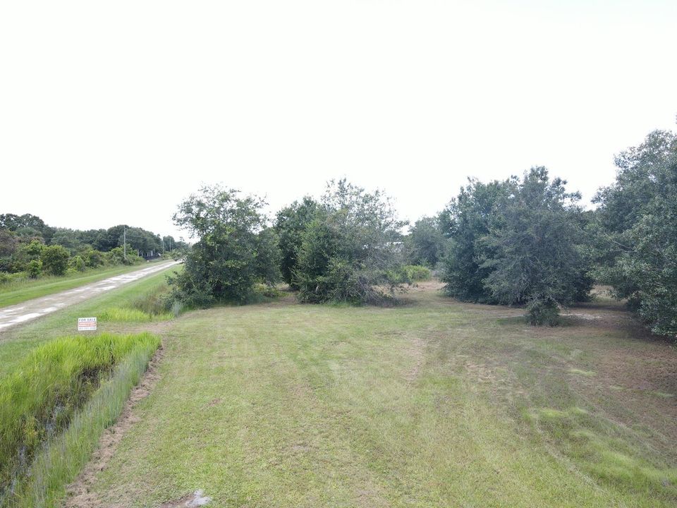 18662