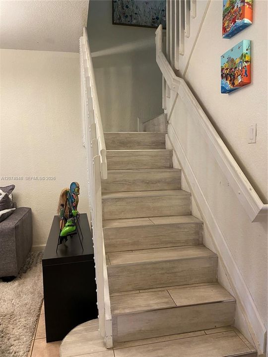 For Rent: $3,500 (3 beds, 2 baths, 1676 Square Feet)