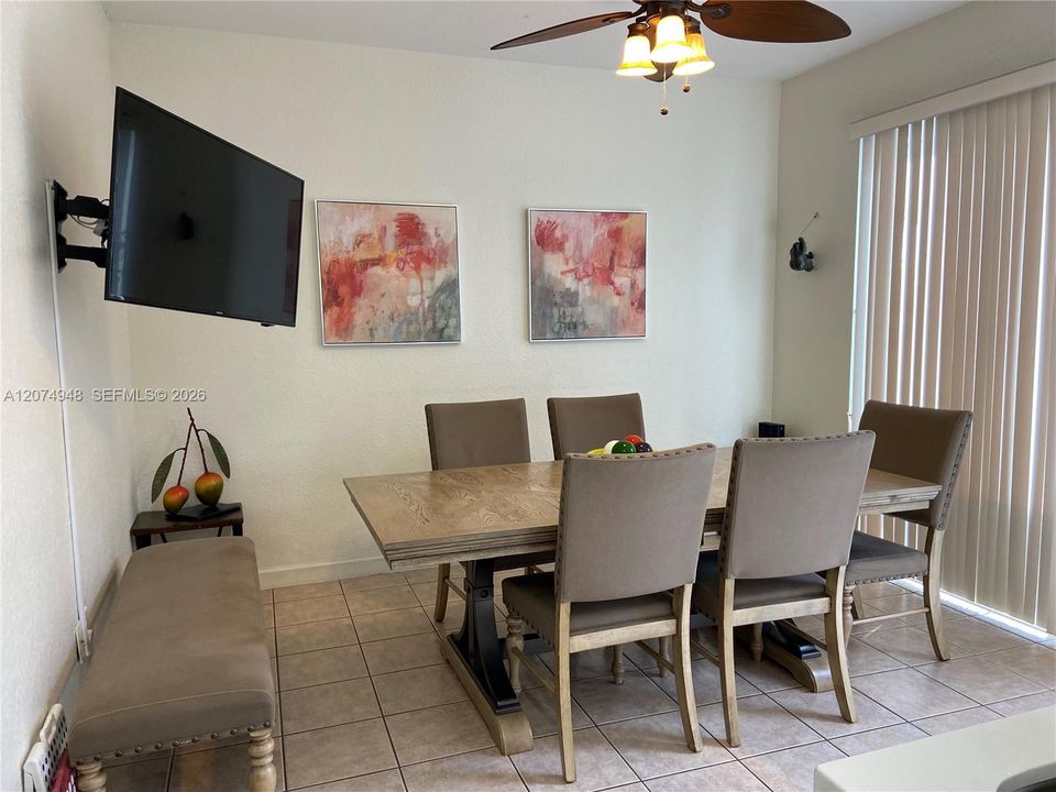 For Rent: $3,500 (3 beds, 2 baths, 1676 Square Feet)