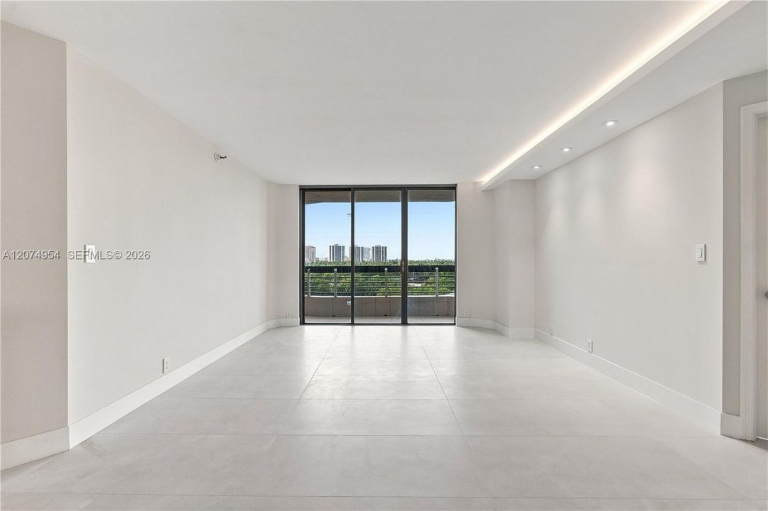 For Sale: $540,000 (2 beds, 2 baths, 1181 Square Feet)