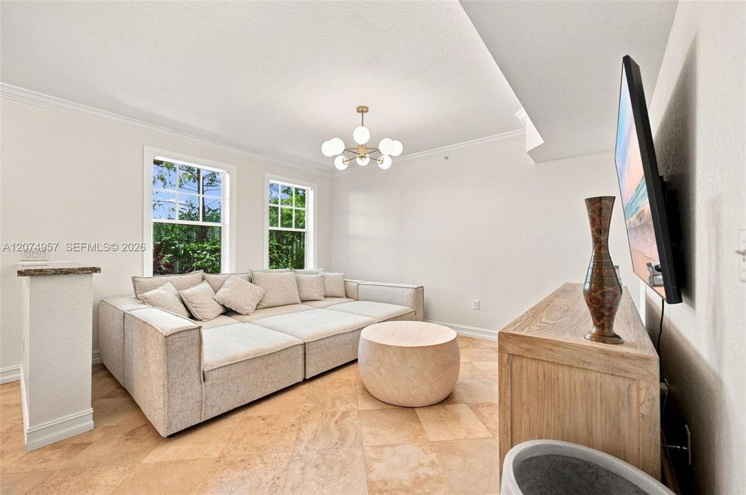 For Sale: $320,000 (2 beds, 2 baths, 1203 Square Feet)