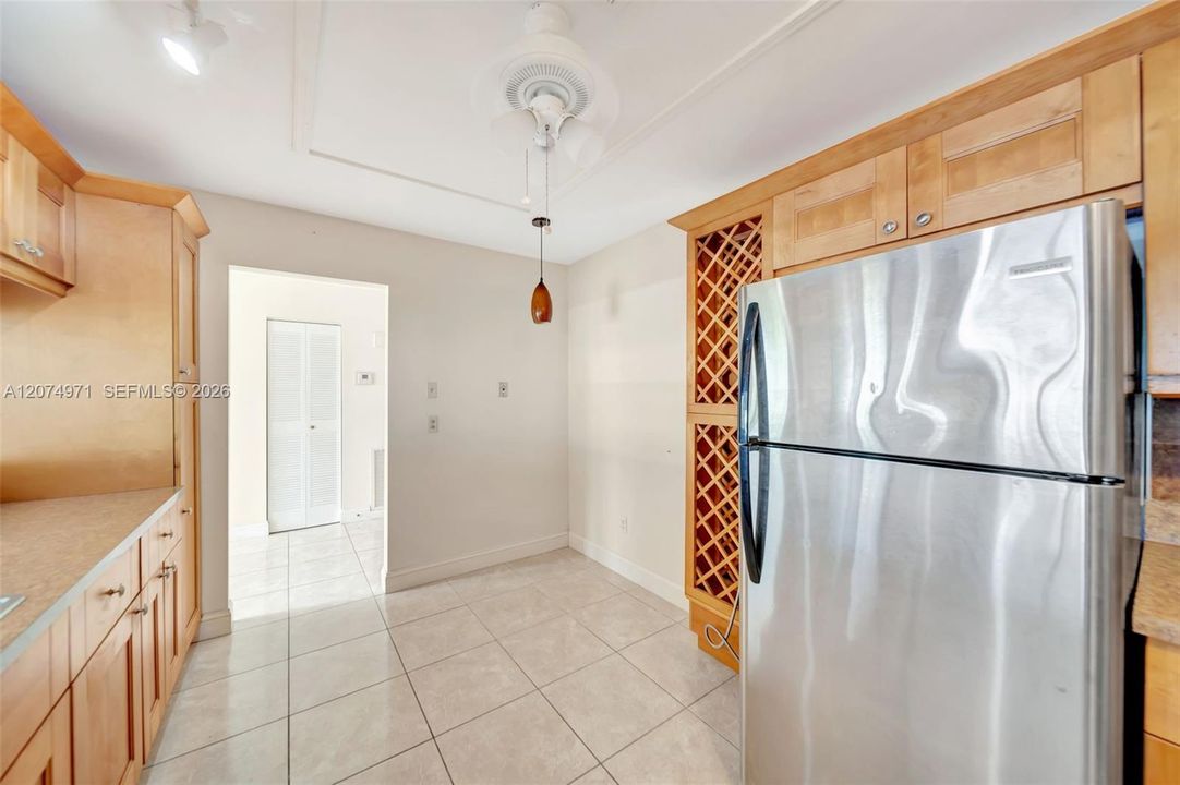 For Sale: $335,000 (3 beds, 2 baths, 1645 Square Feet)