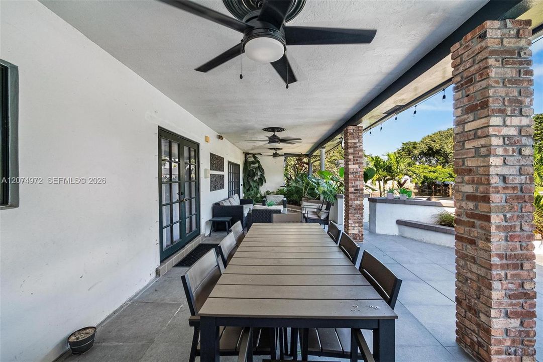 For Rent: $14,900 (8 beds, 4 baths, 3877 Square Feet)
