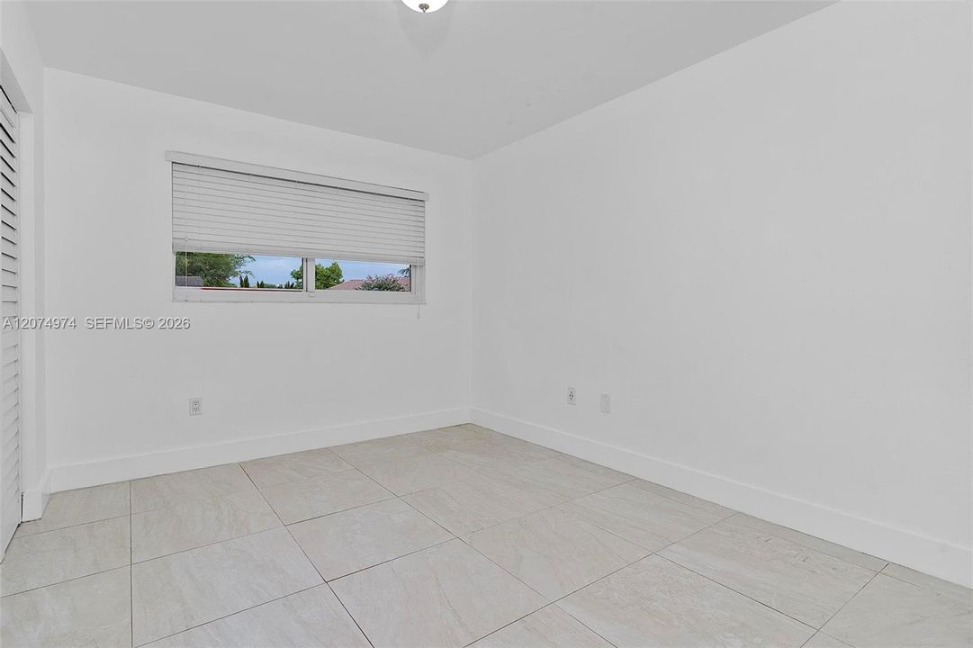 Недавно арендовано: $5,900 (4 спален, 2 ванн, 2247 Квадратных фут)