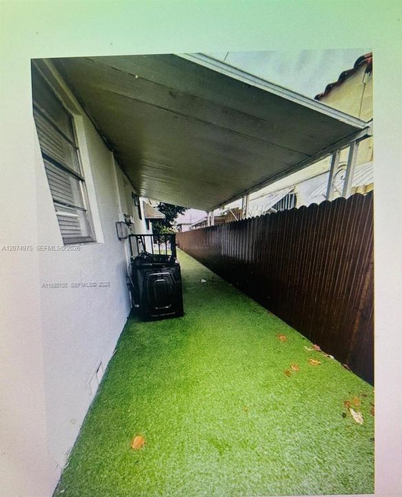 For Rent: $1,575 (1 beds, 1 baths, 1353 Square Feet)