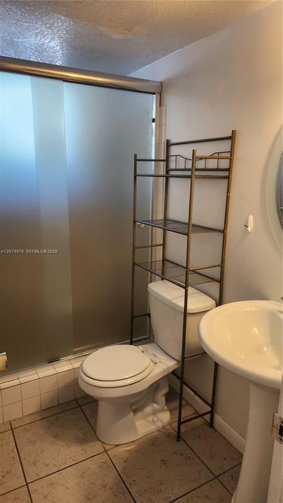 For Sale: $115,000 (2 beds, 2 baths, 970 Square Feet)