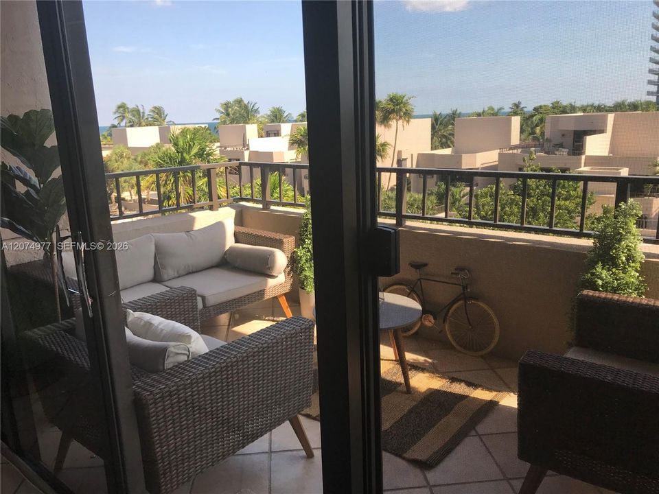В аренду: $6,750 (2 спален, 2 ванн, 1531 Квадратных фут)