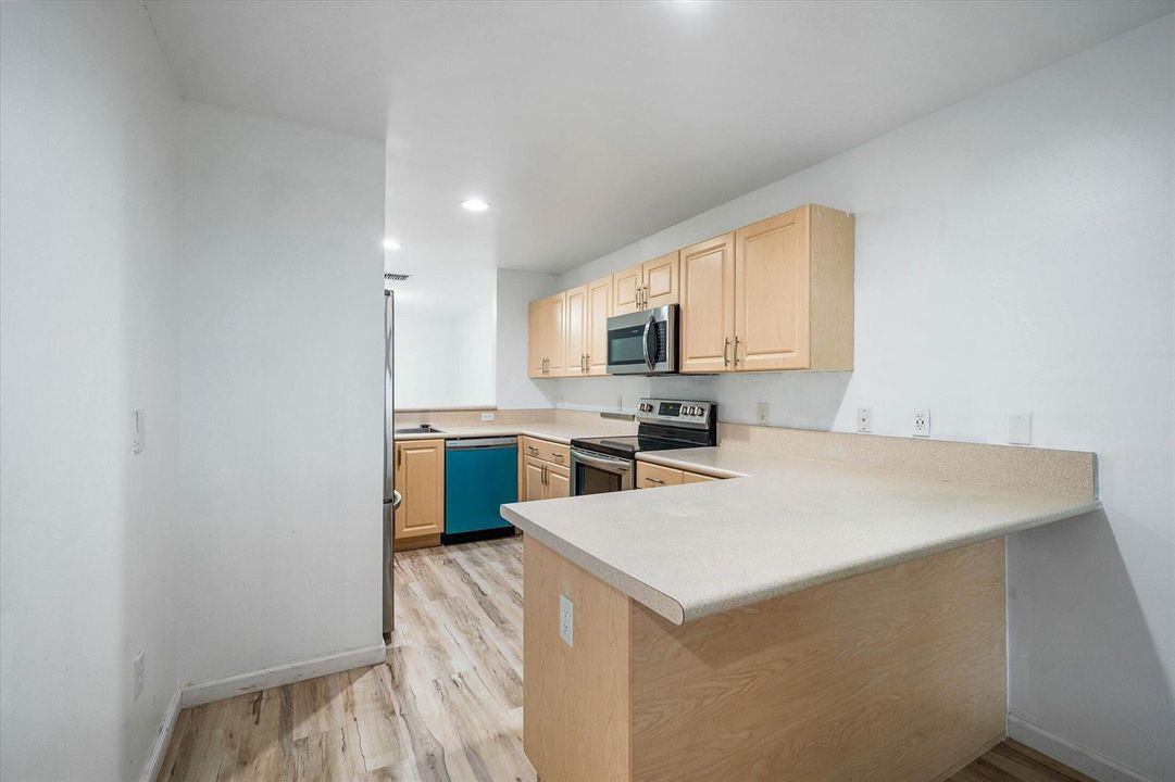 05-2030 NW 99th Way, Sunrise-25