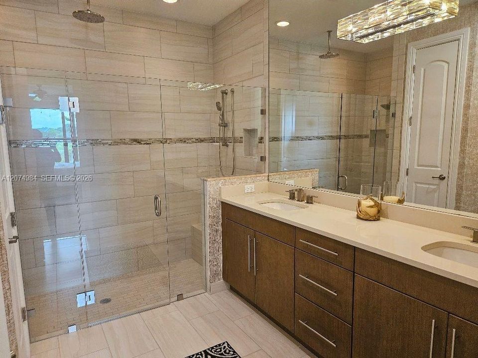 В аренду: $4,900 (3 спален, 3 ванн, 2486 Квадратных фут)