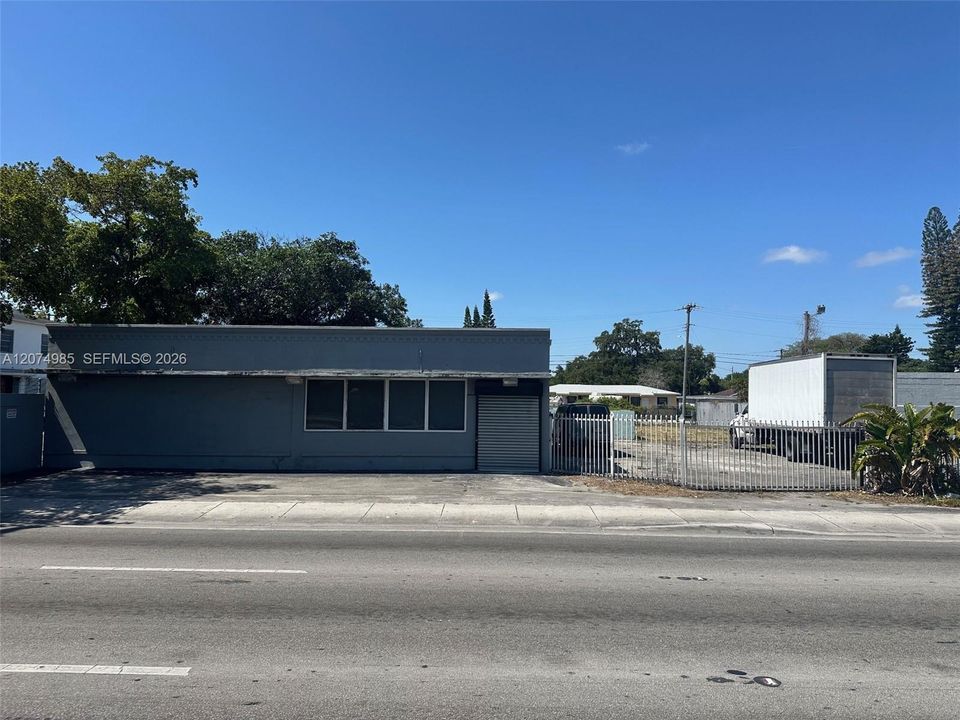 For Rent: $3,900 (0 beds, 0 baths, 0 Square Feet)