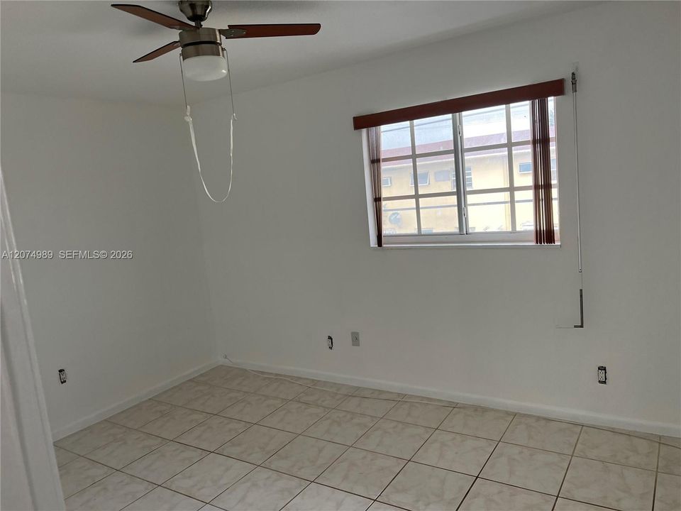 For Rent: $2,300 (2 beds, 2 baths, 1102 Square Feet)