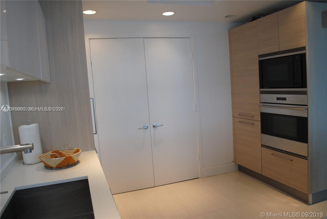 En Renta: $7,700 (2 camas, 2 baños, 1828 Pies cuadrados)
