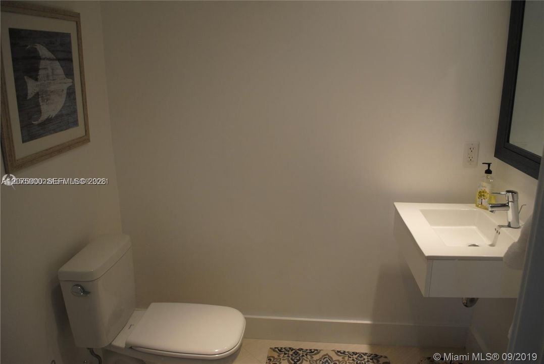 En Renta: $7,700 (2 camas, 2 baños, 1828 Pies cuadrados)