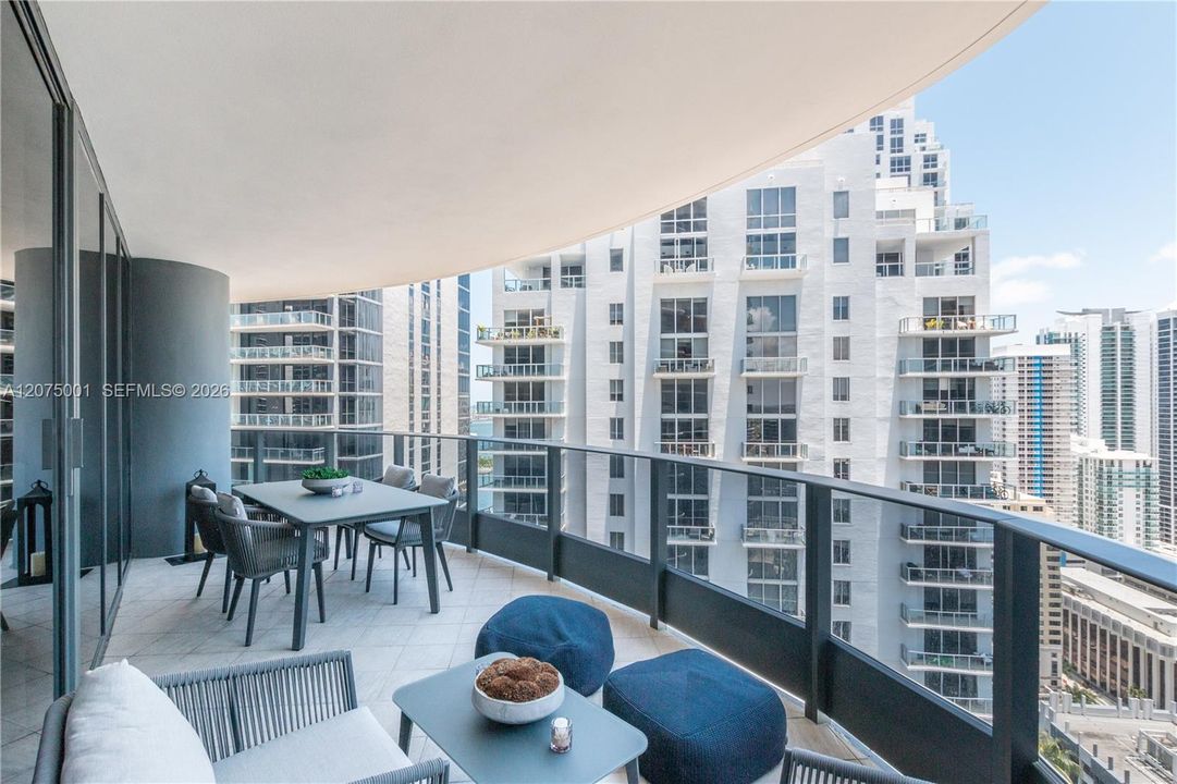 For Rent: $10,000 (2 beds, 2 baths, 1286 Square Feet)