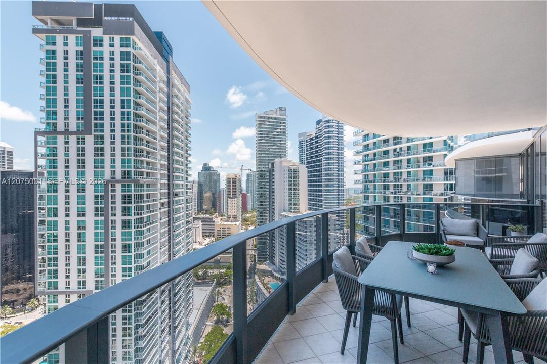 For Rent: $10,000 (2 beds, 2 baths, 1286 Square Feet)