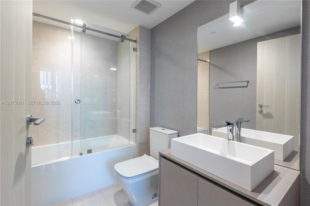 For Rent: $10,000 (2 beds, 2 baths, 1286 Square Feet)