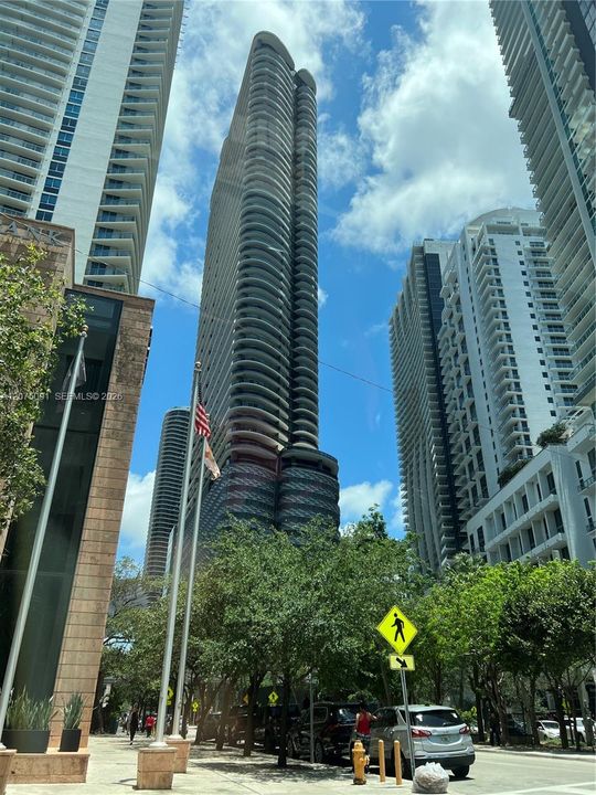 For Rent: $10,000 (2 beds, 2 baths, 1286 Square Feet)