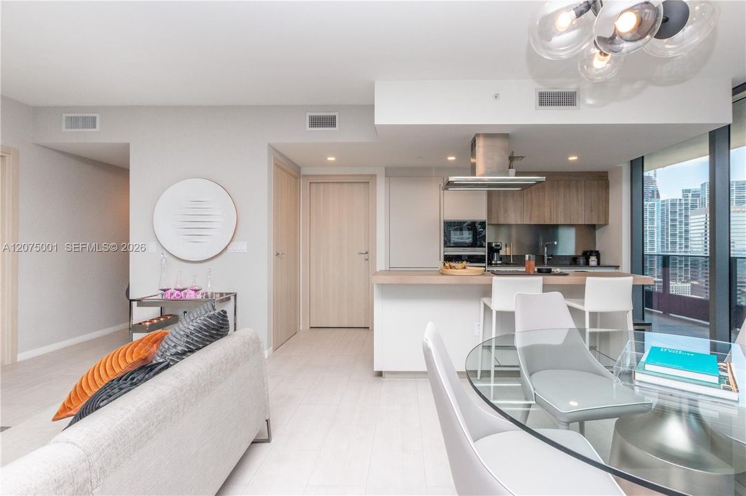 For Rent: $10,000 (2 beds, 2 baths, 1286 Square Feet)