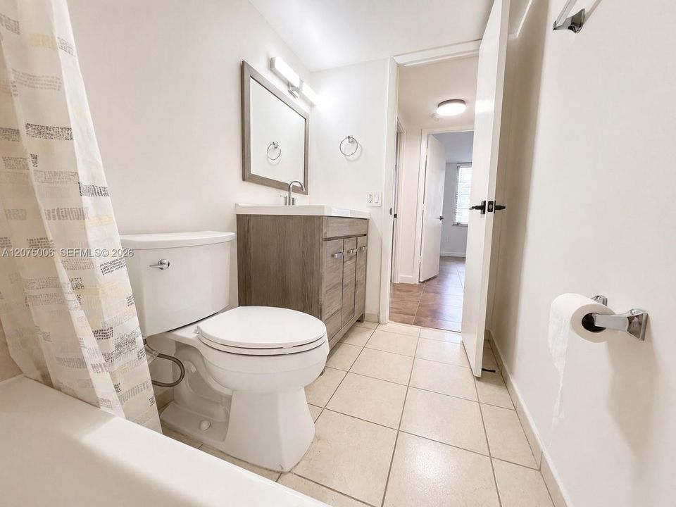 For Rent: $2,290 (2 beds, 2 baths, 1253 Square Feet)