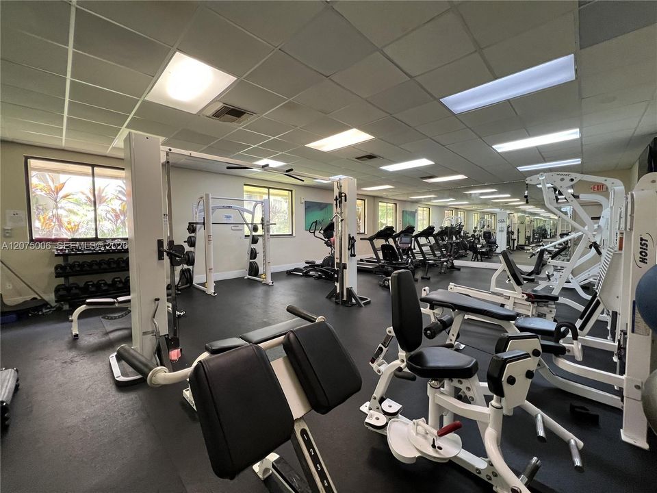 For Rent: $2,290 (2 beds, 2 baths, 1253 Square Feet)