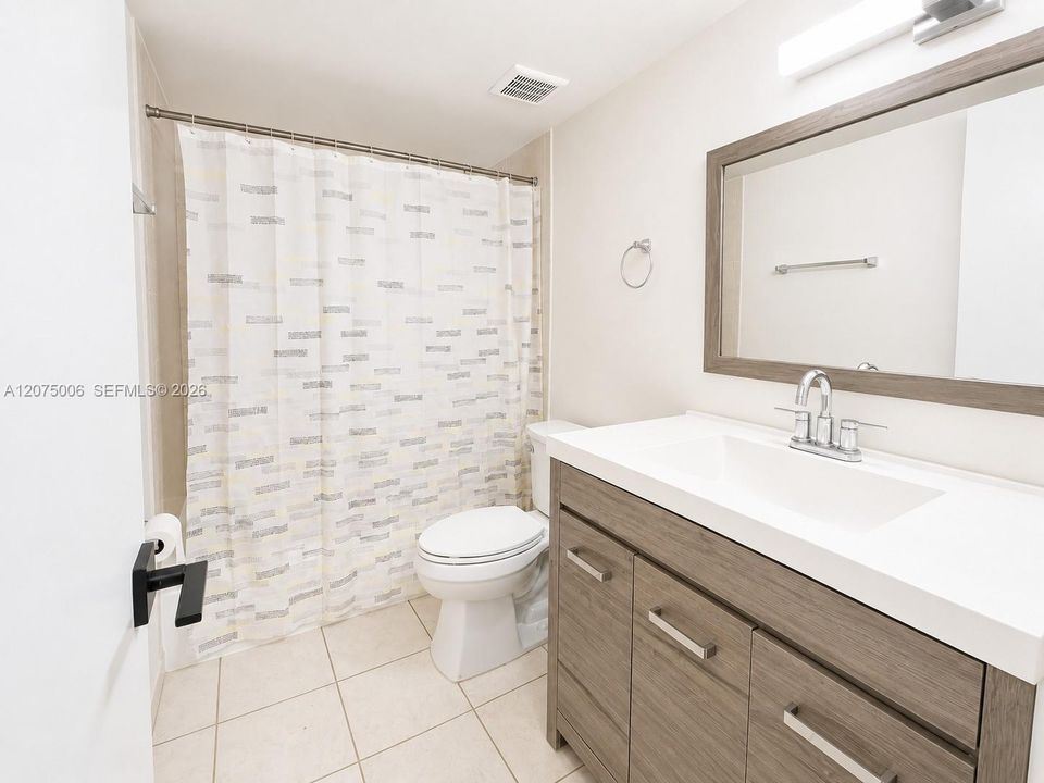 For Rent: $2,290 (2 beds, 2 baths, 1253 Square Feet)