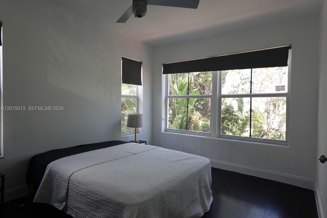 For Rent: $3,000 (2 beds, 2 baths, 730 Square Feet)
