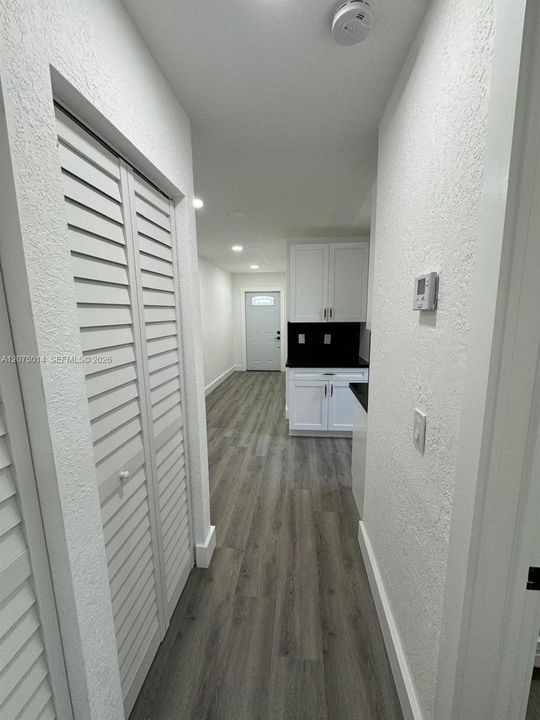 For Rent: $2,000 (2 beds, 1 baths, 628 Square Feet)