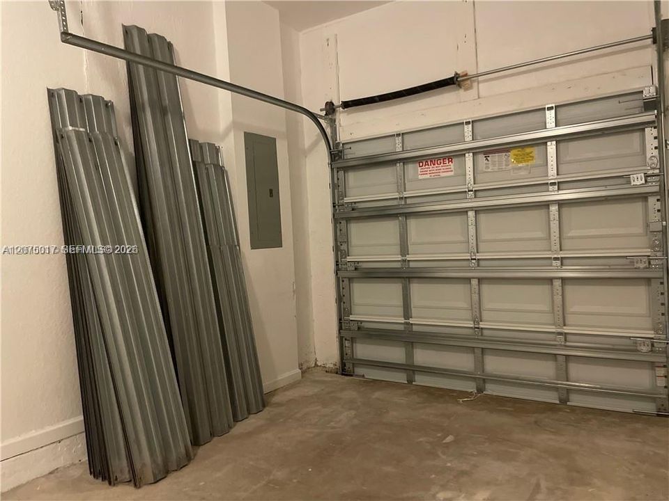 В аренду: $3,000 (3 спален, 2 ванн, 1250 Квадратных фут)