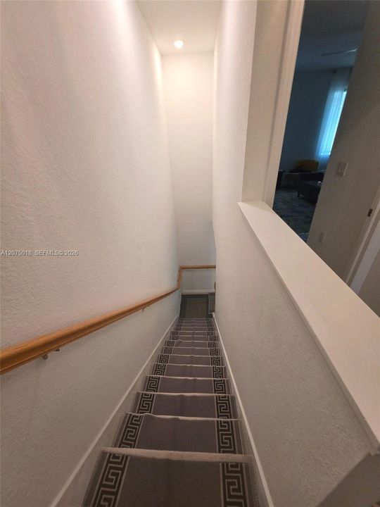 На продажу: $369,990 (3 спален, 2 ванн, 1791 Квадратных фут)