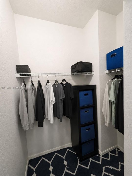 На продажу: $369,990 (3 спален, 2 ванн, 1791 Квадратных фут)
