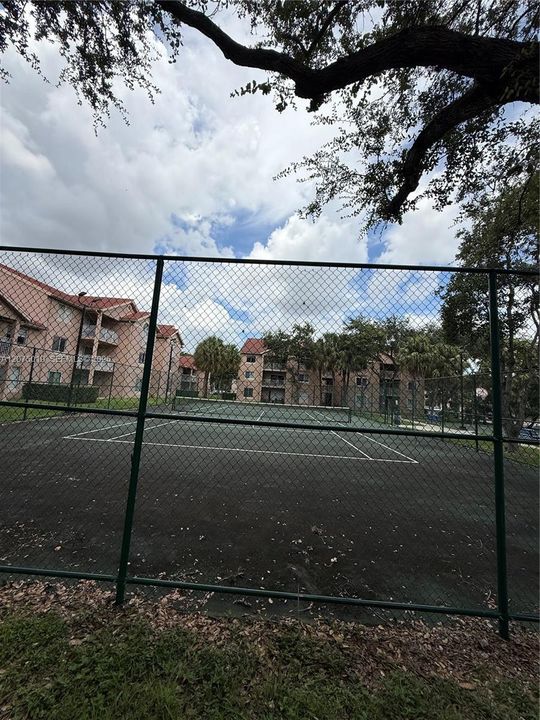 For Rent: $2,850 (3 beds, 2 baths, 1190 Square Feet)