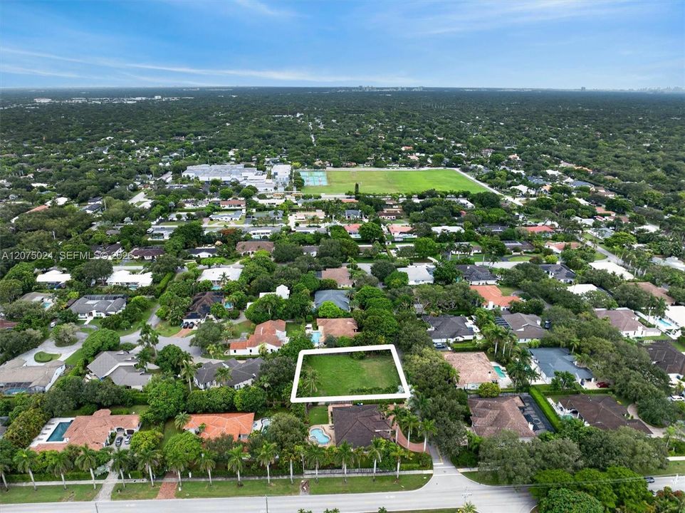 For Sale: $635,000 (0.35 acres)
