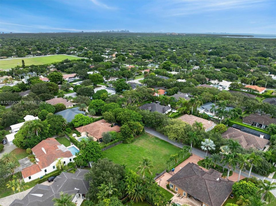 For Sale: $635,000 (0.35 acres)