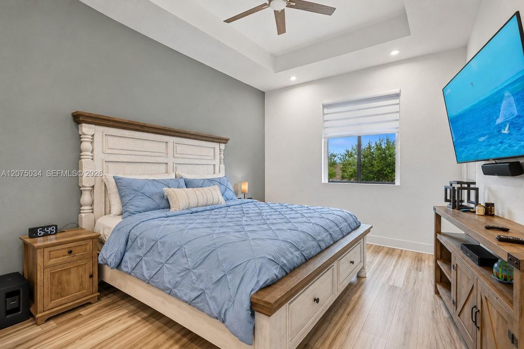 For Rent: $3,000 (3 beds, 2 baths, 1530 Square Feet)