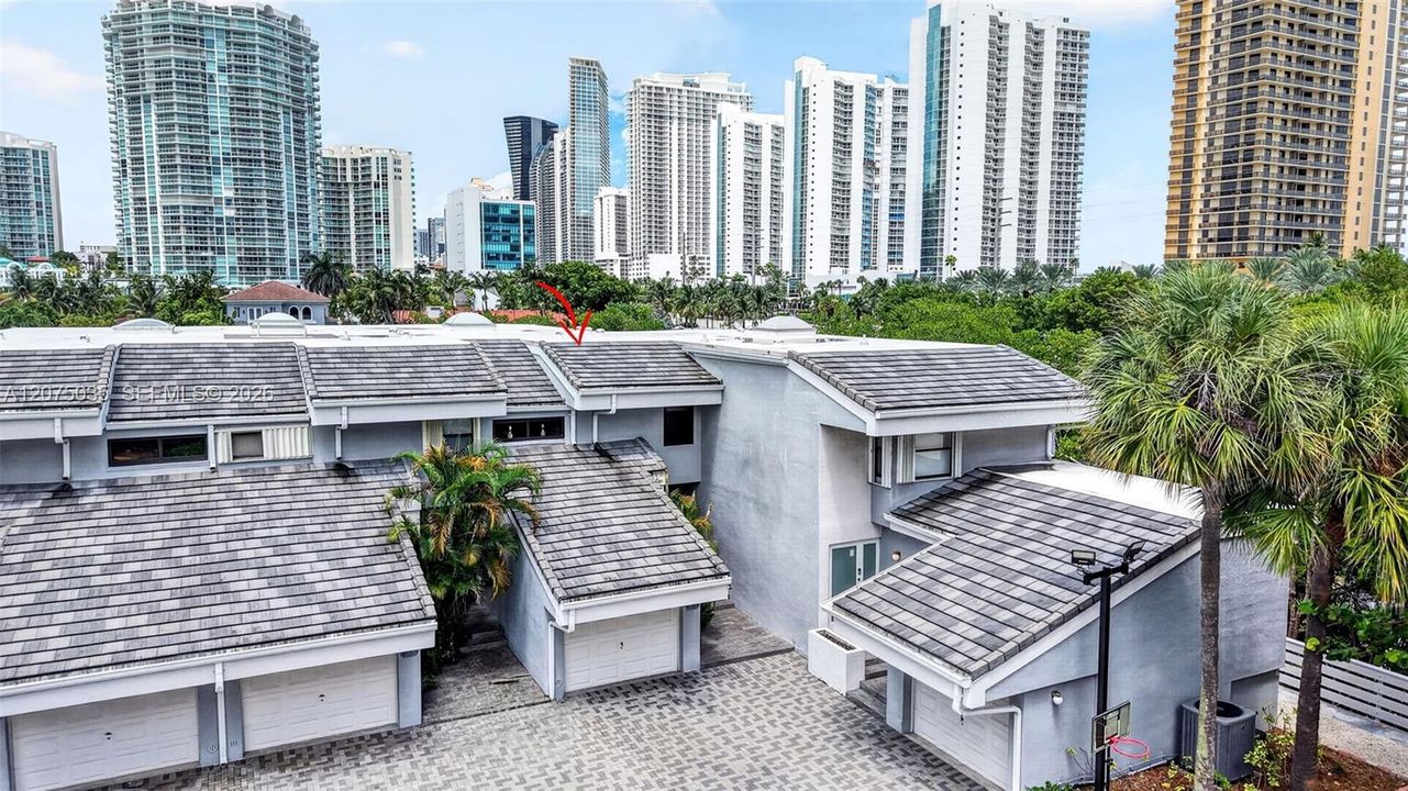 For Sale: $1,499,000 (3 beds, 2 baths, 2265 Square Feet)