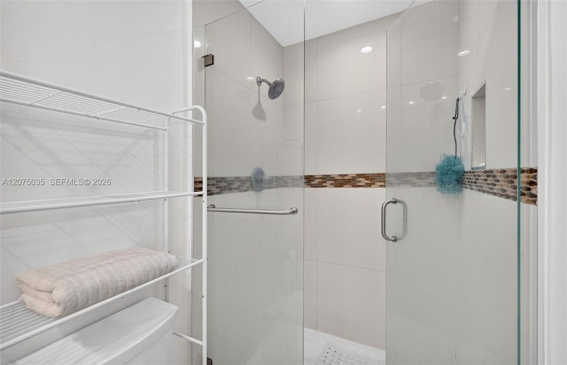 For Sale: $1,499,000 (3 beds, 2 baths, 2265 Square Feet)