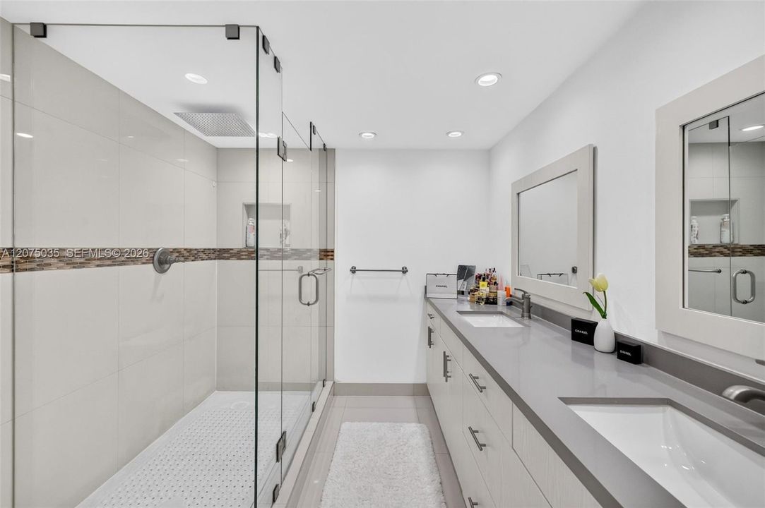 For Sale: $1,499,000 (3 beds, 2 baths, 2265 Square Feet)