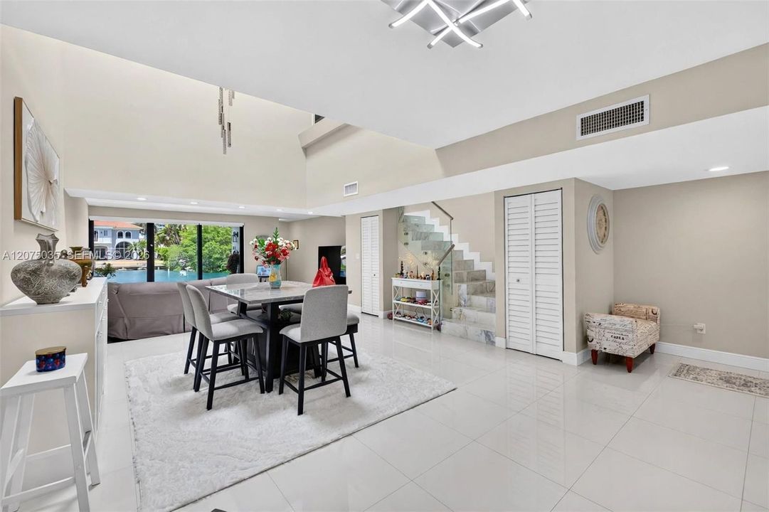 For Sale: $1,499,000 (3 beds, 2 baths, 2265 Square Feet)
