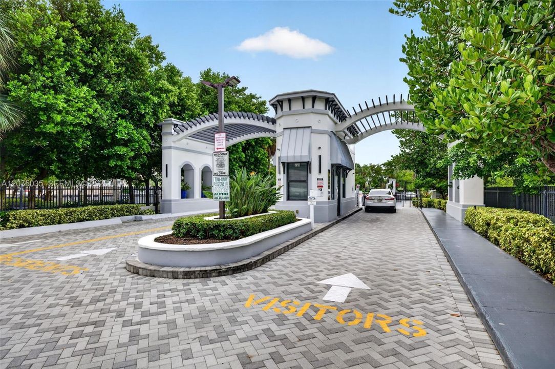 24 Hour Guard Gate