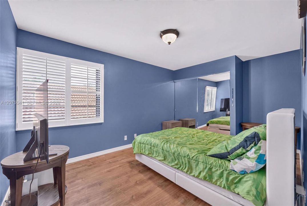 For Sale: $875,000 (4 beds, 2 baths, 2103 Square Feet)