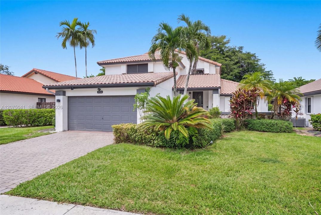 For Sale: $875,000 (4 beds, 2 baths, 2103 Square Feet)