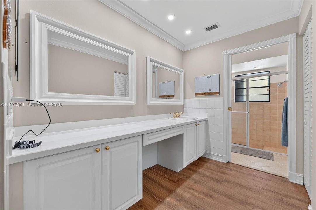 For Sale: $875,000 (4 beds, 2 baths, 2103 Square Feet)