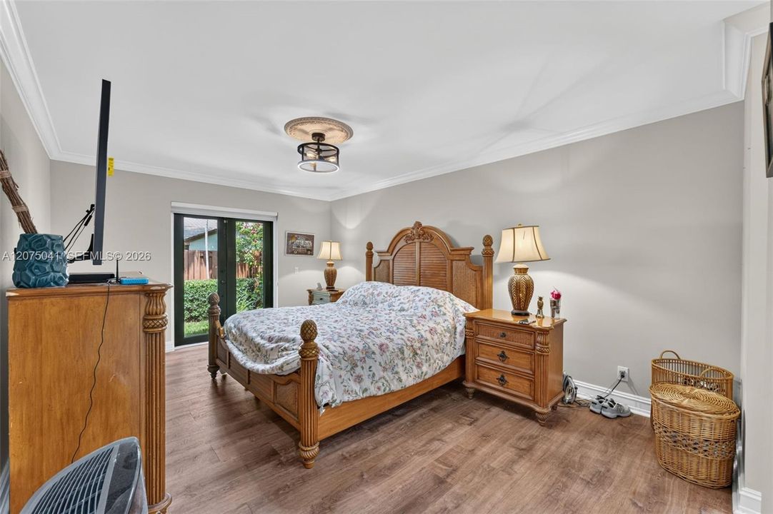 For Sale: $875,000 (4 beds, 2 baths, 2103 Square Feet)