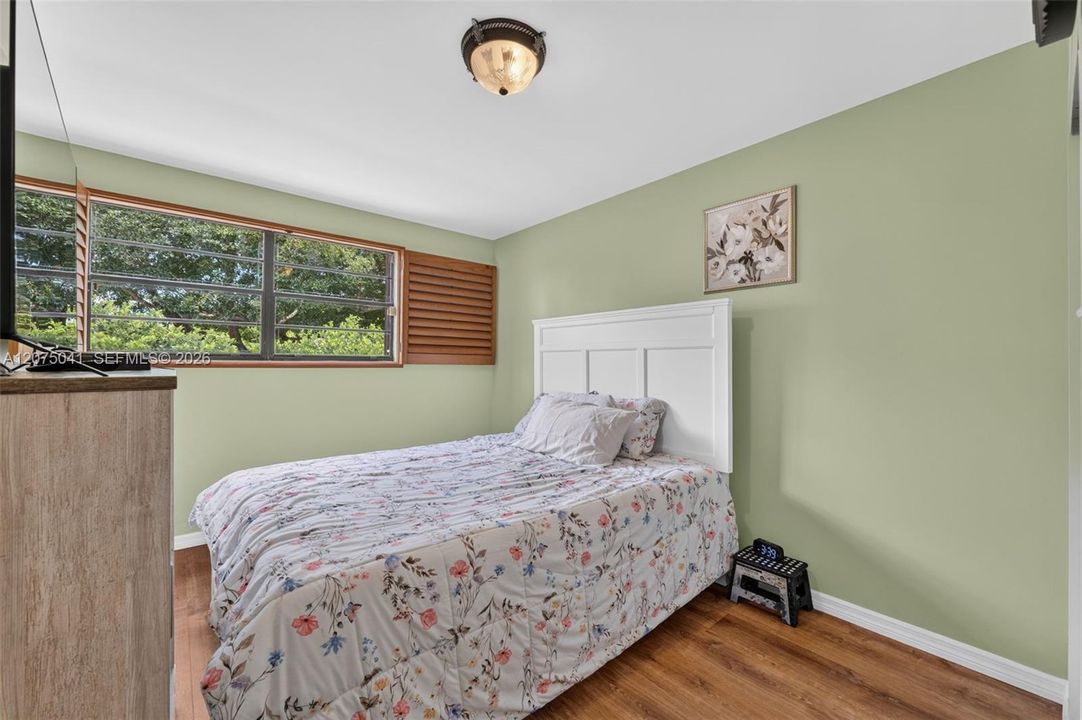 For Sale: $875,000 (4 beds, 2 baths, 2103 Square Feet)