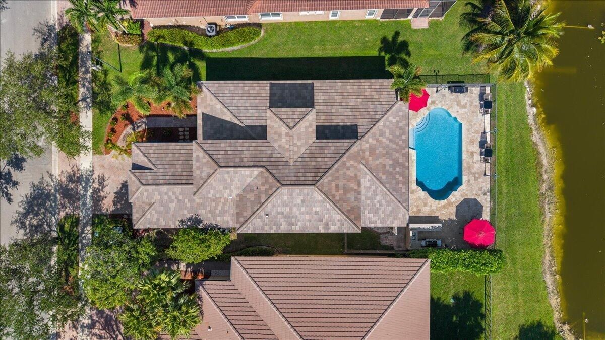 08-DJI_20260819040840_0004_D