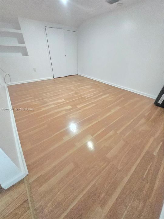For Rent: $2,900 (3 beds, 2 baths, 1032 Square Feet)